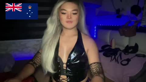 Call me  Miss Antonette  online show from 24, 6, 2026