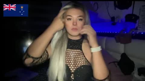 Snapshot of miss_antonette_xxx chatting on 20, 7, 2026 Call me Miss Antonette online show from 20, 7, 2026