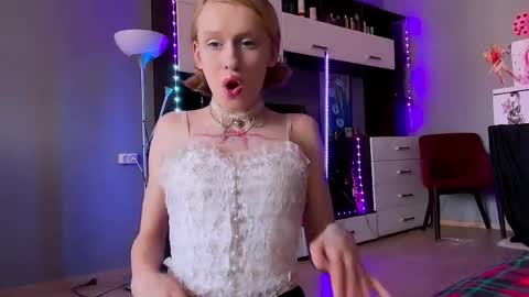 Snapshot of miss_barbie1 chatting on 21, 4, 2026 Anya online show from 21, 4, 2026