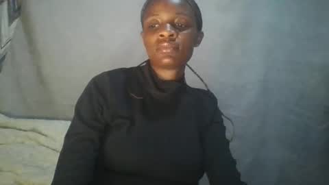 miss_belllo online show from 8, 3, 2025