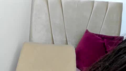 miss_big_ass21 online show from 24, 10, 2025