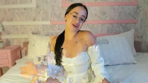 Briana online show from 17, 4, 2026