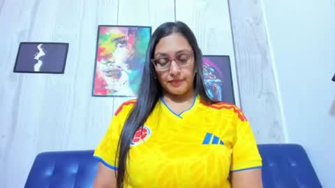Snapshot of miss_bobbies chatting on 27, 6, 2026 Naty online show from 27, 6, 2026