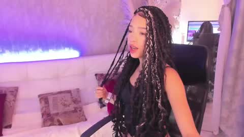 Snapshot of miss_brenda_ chatting on 4, 10, 2025 Camila online show from 4, 10, 2025