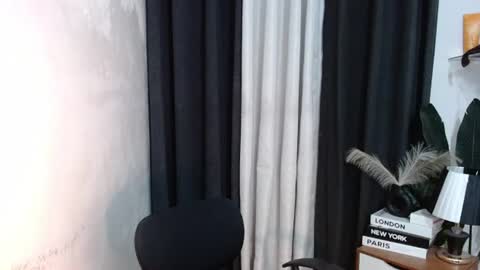 Snapshot of miss_briella chatting on 14, 6, 2026 Briella online show from 14, 6, 2026