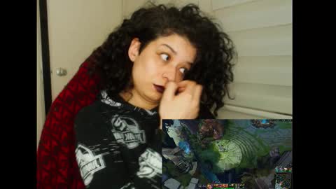 Snapshot of miss_carmila chatting on 9, 9, 2025 Miss Carmila online show from 9, 9, 2025