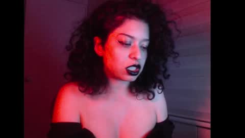 Snapshot of miss_carmila chatting on 16, 9, 2025 Miss Carmila online show from 16, 9, 2025