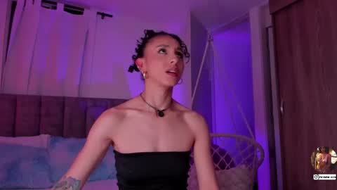 Snapshot of miss_charlotte77 chatting on 18, 6, 2026 Charlotte online show from 18, 6, 2026
