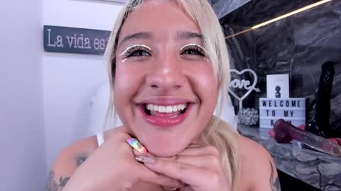 Snapshot of miss_danika chatting on 30, 12, 2024 Danika online show from 30, 12, 2024