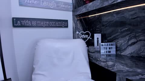 Snapshot of miss_danika chatting on 6, 2, 2025 Danika online show from 6, 2, 2025