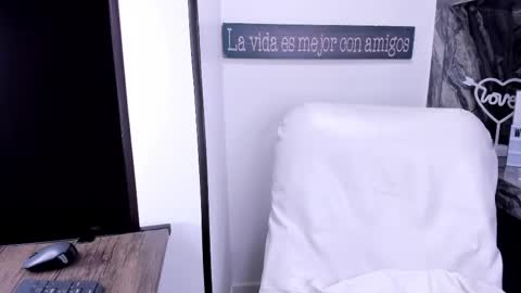 Snapshot of miss_danika chatting on 14, 2, 2025 Danika online show from 14, 2, 2025