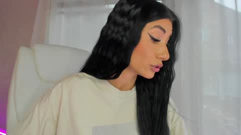 miss_diamond__ online show from 13, 2, 2026