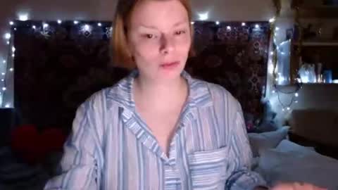 Snapshot of miss_elistia_ chatting on 10, 12, 2024 Elis online show from 10, 12, 2024