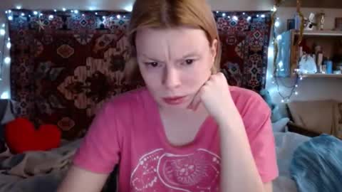 Snapshot of miss_elistia_ chatting on 13, 12, 2024 Elis online show from 13, 12, 2024