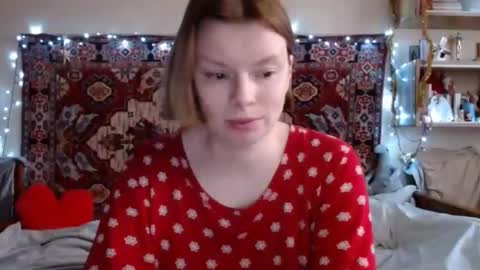 Snapshot of miss_elistia_ chatting on 24, 12, 2024 Elis online show from 24, 12, 2024