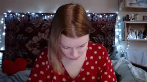 Snapshot of miss_elistia_ chatting on 17, 1, 2025 Elis online show from 17, 1, 2025
