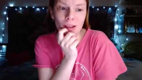 Snapshot of miss_elistia_ chatting on 4, 2, 2025 Elis online show from 4, 2, 2025