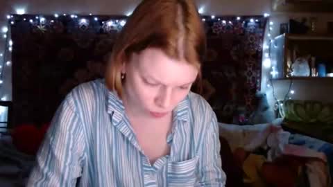 Snapshot of miss_elistia_ chatting on 13, 2, 2025 Elis online show from 13, 2, 2025
