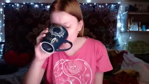 Snapshot of miss_elistia_ chatting on 19, 2, 2025 Elis online show from 19, 2, 2025