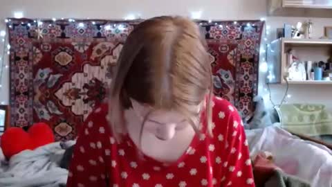 Snapshot of miss_elistia_ chatting on 24, 2, 2025 Elis online show from 24, 2, 2025