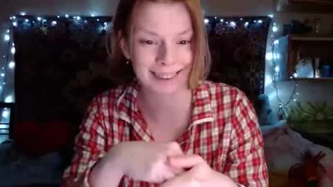 Snapshot of miss_elistia_ chatting on 3, 3, 2025 Elis online show from 3, 3, 2025