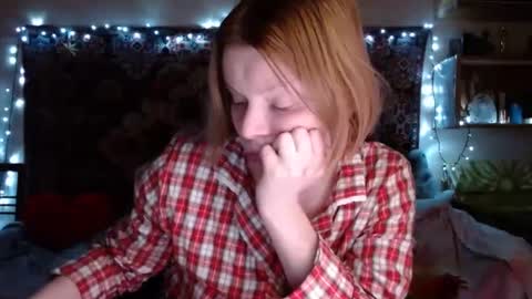 Snapshot of miss_elistia_ chatting on 3, 3, 2025 Elis online show from 3, 3, 2025