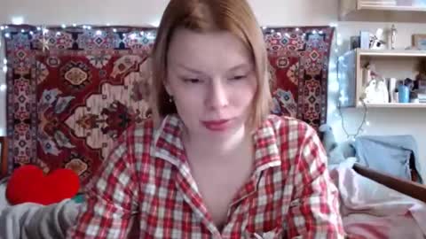 Snapshot of miss_elistia_ chatting on 5, 3, 2025 Elis online show from 5, 3, 2025