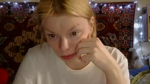 Snapshot of miss_elistia_ chatting on 23, 9, 2025 Elis online show from 23, 9, 2025