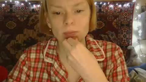 Snapshot of miss_elistia_ chatting on 30, 9, 2025 Elis online show from 30, 9, 2025