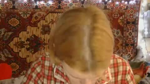 Snapshot of miss_elistia_ chatting on 12, 11, 2025 Elis online show from 12, 11, 2025