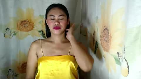 Snapshot of miss_eva2025 chatting on 25, 5, 2026 Eva online show from 25, 5, 2026