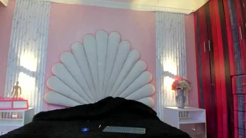 miss_evans_ online show from 26, 3, 2026