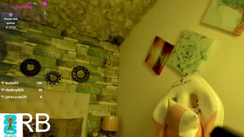 Snapshot of miss_evans_ chatting on 8, 7, 2026 miss_evans_ online show from 8, 7, 2026
