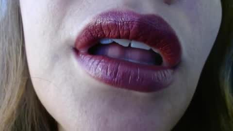 Miss Evoleth online show from 7, 4, 2026