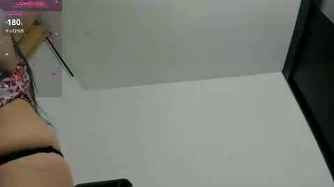 Snapshot of miss_eylens chatting on 19, 2, 2025 miss_eylens online show from 19, 2, 2025