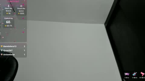 Snapshot of miss_eylens chatting on 5, 3, 2025 miss_eylens online show from 5, 3, 2025