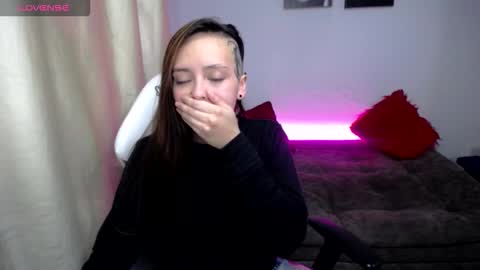 Snapshot of miss_foxxy_ chatting on 10, 10, 2025 miss_foxxy_ online show from 10, 10, 2025