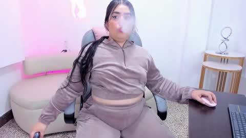 Snapshot of miss_francheska chatting on 9, 9, 2025 Francheska online show from 9, 9, 2025