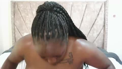 Snapshot of miss_godess chatting on 17, 11, 2025 miss_godess online show from 17, 11, 2025