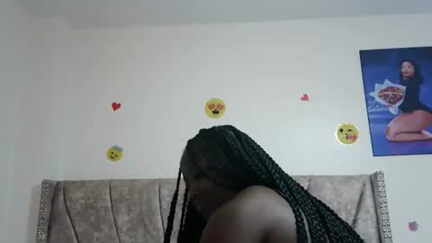 Snapshot of miss_godess chatting on 23, 11, 2025 miss_godess online show from 23, 11, 2025