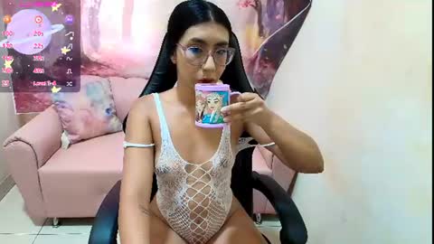 Snapshot of miss_helensexy chatting on 25, 6, 2026 miss_helensexy online show from 25, 6, 2026