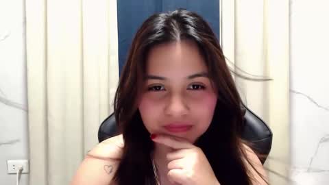 Snapshot of miss_innocent18 chatting on 12, 4, 2026 miss_innocent18 online show from 12, 4, 2026