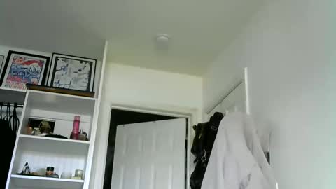 Miss Ivory online show from 16, 4, 2026