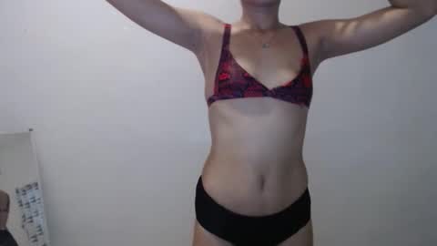 Snapshot of miss_janex chatting on 27, 11, 2025 Hey is me aubses online show from 27, 11, 2025