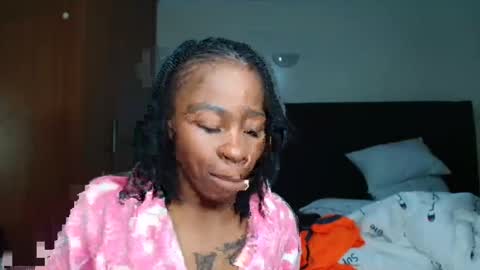 Snapshot of miss_kiarrafit chatting on 12, 3, 2025 Miss Kiarrafit online show from 12, 3, 2025