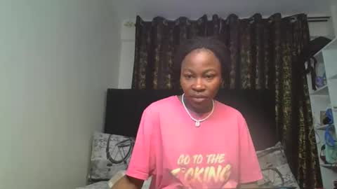 Snapshot of miss_kiarrafit chatting on 18, 12, 2025 Miss Kiarrafit online show from 18, 12, 2025
