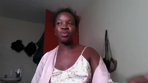 Snapshot of miss_kookie chatting on 4, 2, 2025 miss_kookie online show from 4, 2, 2025