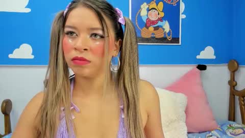 Snapshot of miss_lucyla chatting on 13, 9, 2025 miss_lucyla online show from 13, 9, 2025