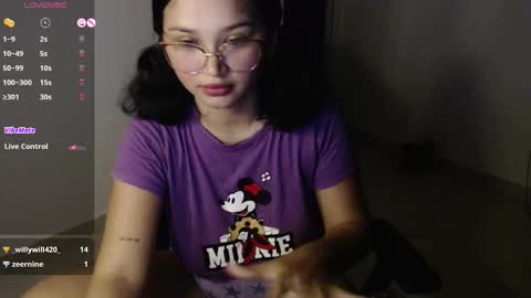 Snapshot of miss_ly_ chatting on 8, 9, 2025 ly independent model online show from 8, 9, 2025