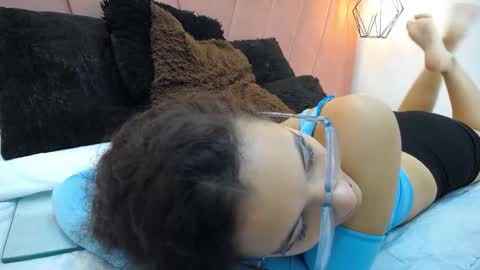 Snapshot of miss_m1a chatting on 13, 11, 2025 mia online show from 13, 11, 2025